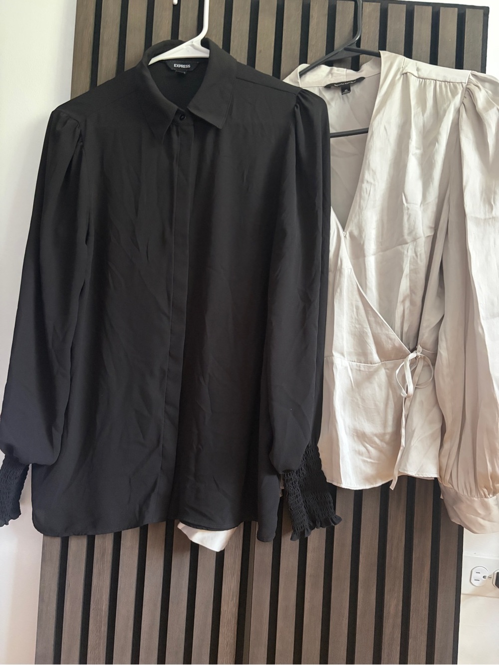 Express & Banana Republic Blouse Bundle Size M Women’s Long Sleeve Office Tops